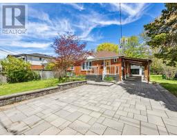 67 ELLINGTON DRIVE, Toronto, Ontario
