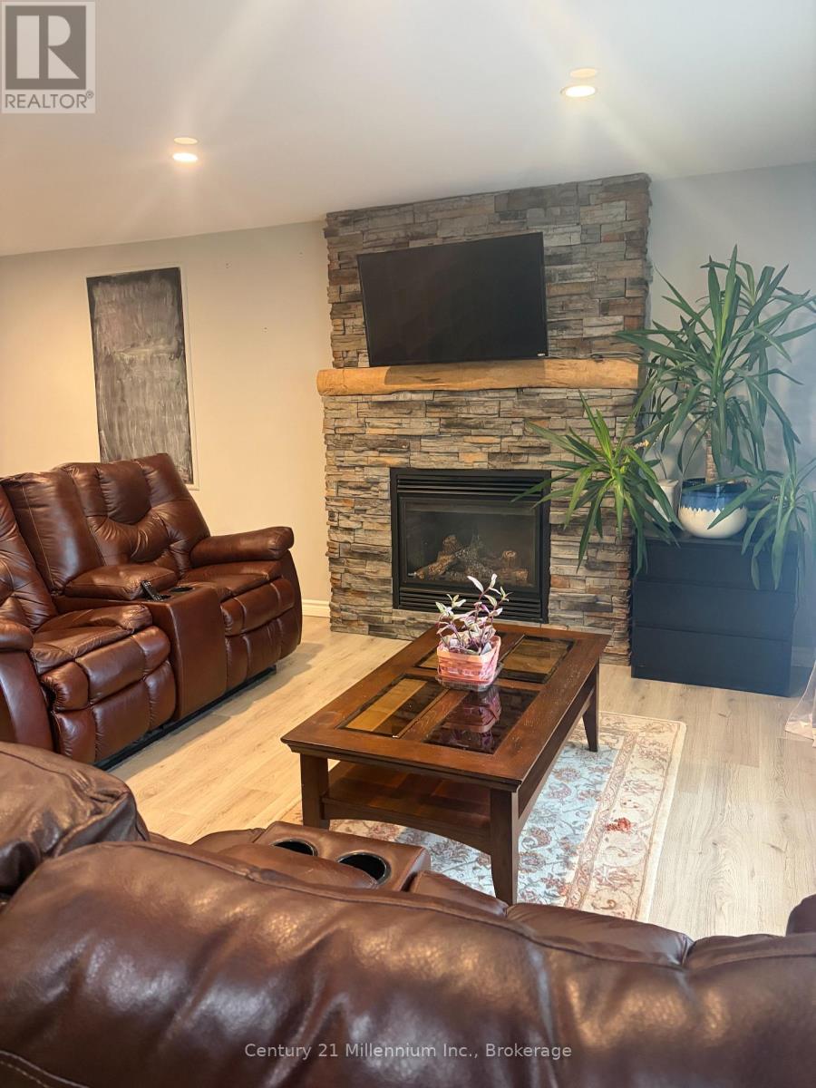 79 23rd Street N, Wasaga Beach, Ontario L9Z 2G4 - Photo 3 - S13803910