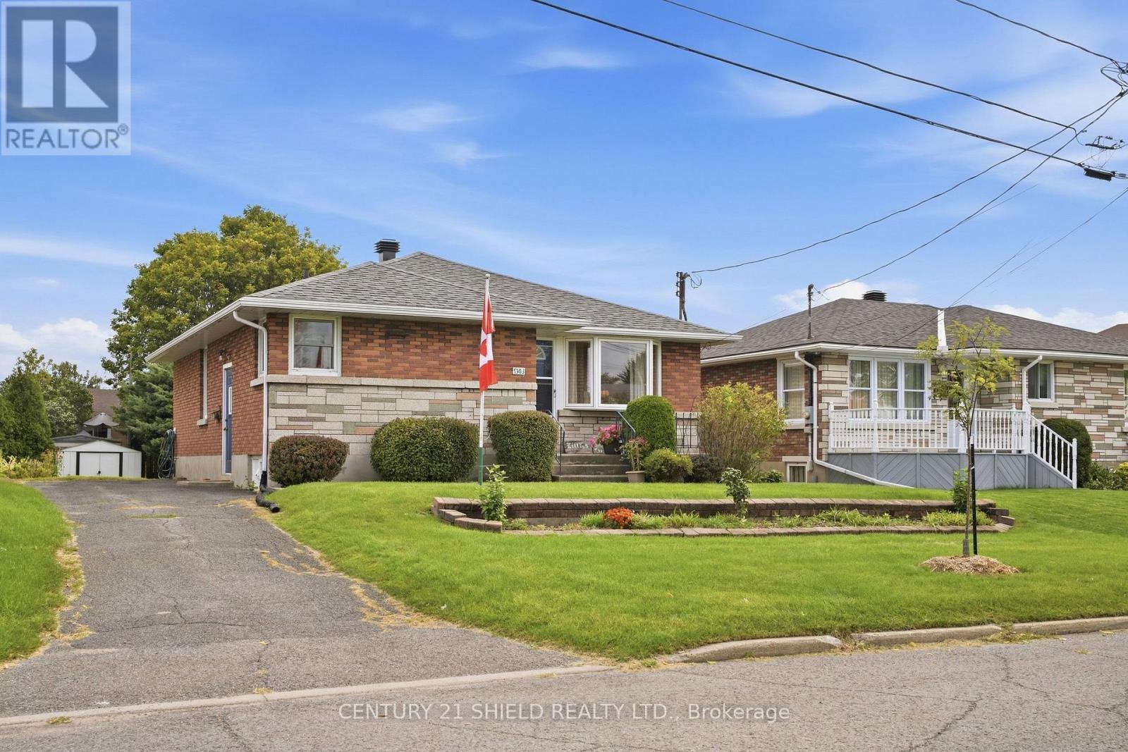 1303 Lascelle Avenue, Cornwall, Ontario  K6H 3K9 - Photo 4 - X13803752