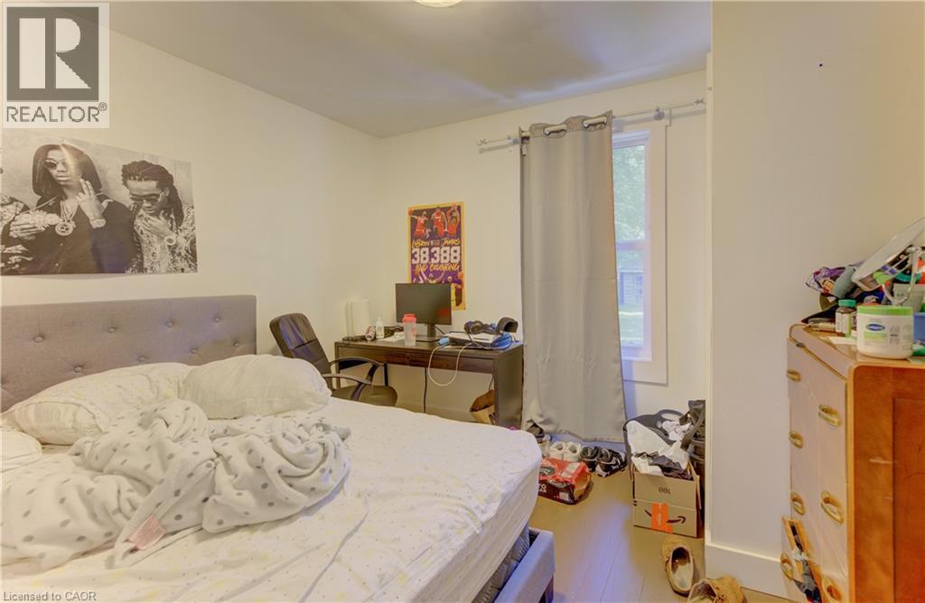 49 Dietz Avenue S, Waterloo, Ontario  N2L 2J8 - Photo 16 - 40862910