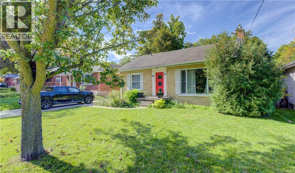 49 Dietz Avenue S, Waterloo, Ontario  N2L 2J8 - Photo 3 - 40862910