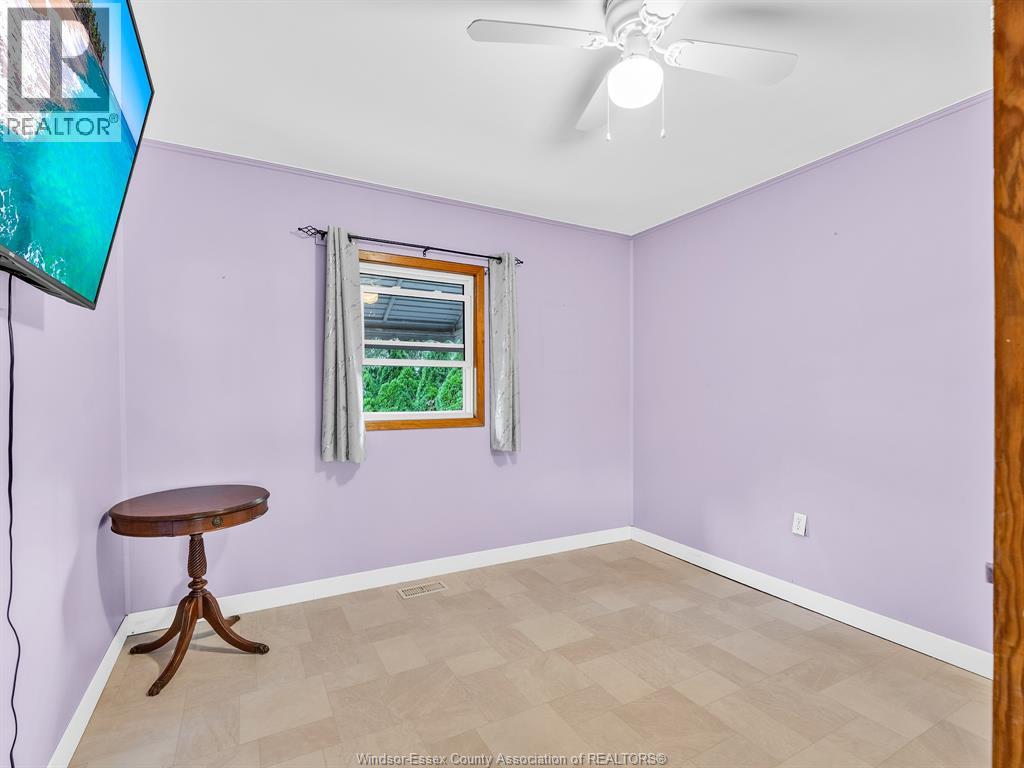 671 Hale Street, Stoney Point, Ontario  N0R 1A0 - Photo 14 - 26022994