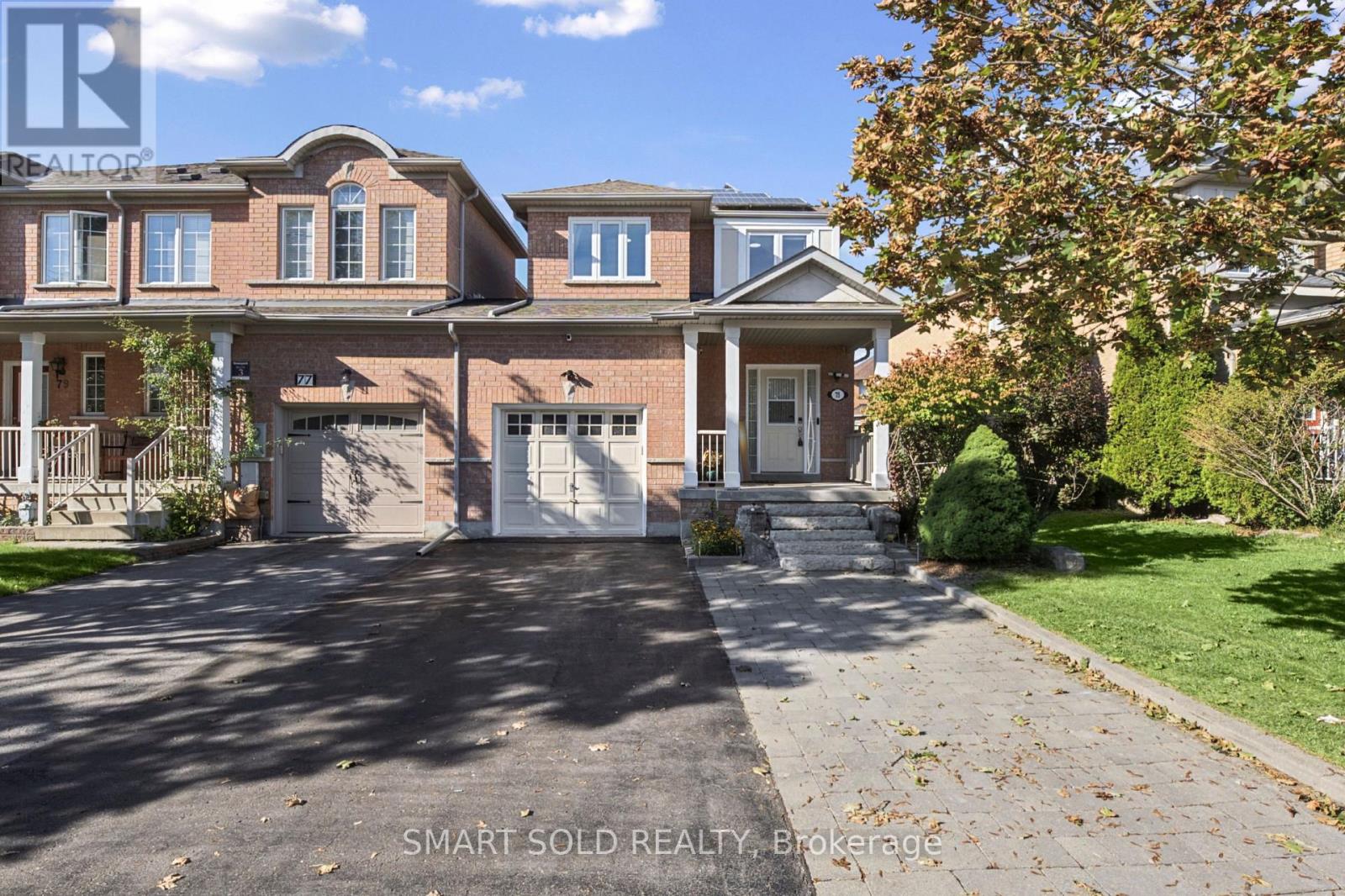 75 Rideau Drive, Richmond Hill, Ontario  L4B 4P1 - Photo 2 - N13800548