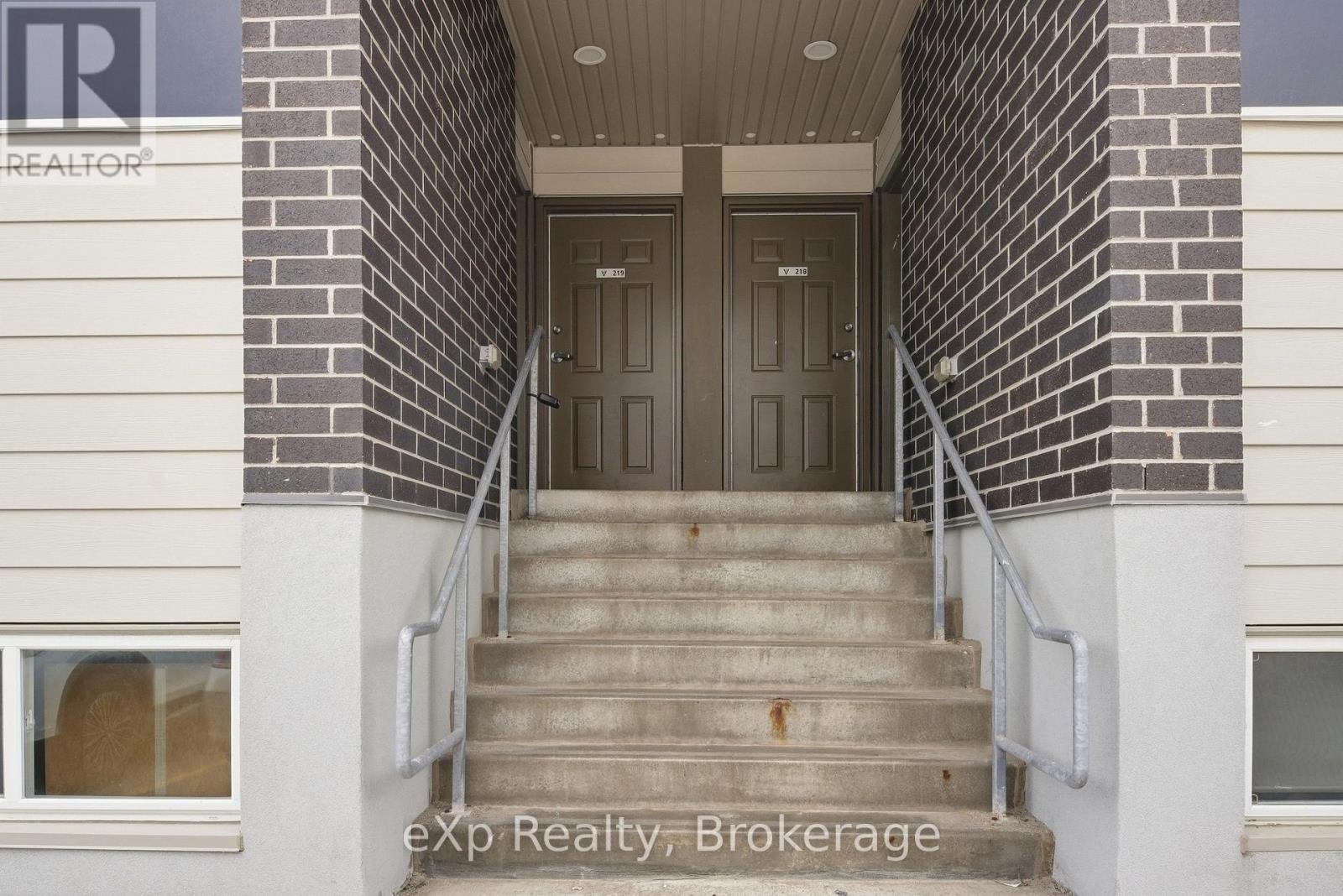 119 - 338 Albert Street, Waterloo, Ontario N2L 3T8 - Photo 6 - X13803826