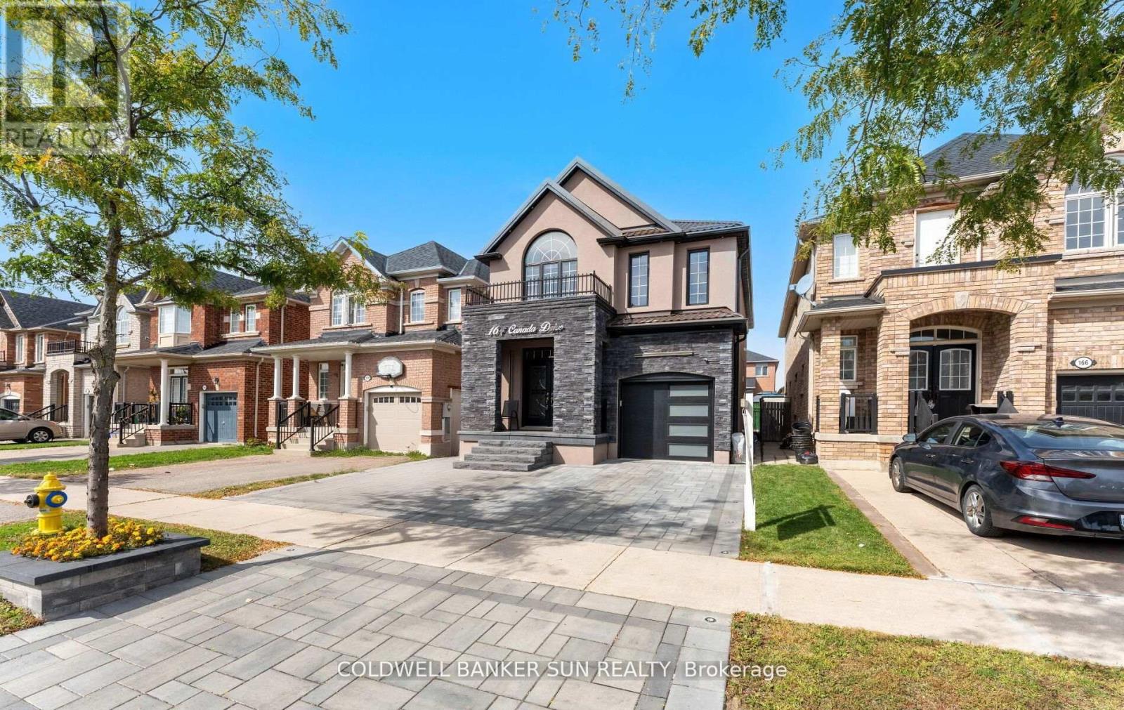 164 Canada Drive, Vaughan, Ontario  L4K 0K1 - Photo 3 - N13803668