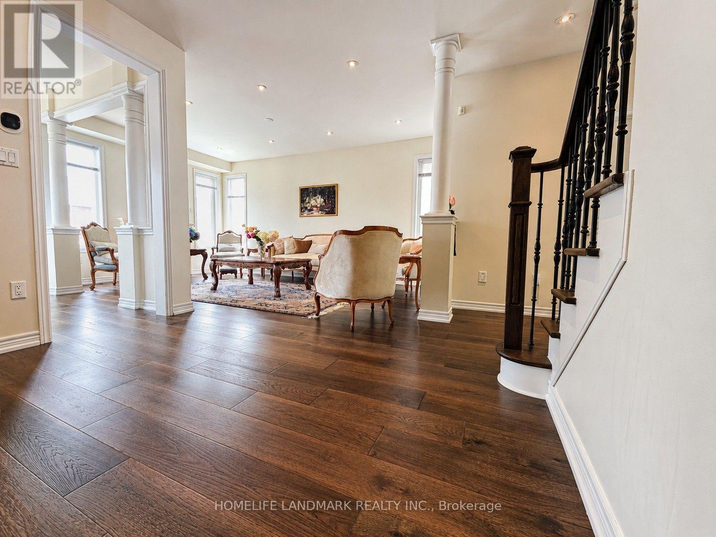 41 Mansard Drive, Richmond Hill, Ontario  L4E 0L7 - Photo 17 - N13803798