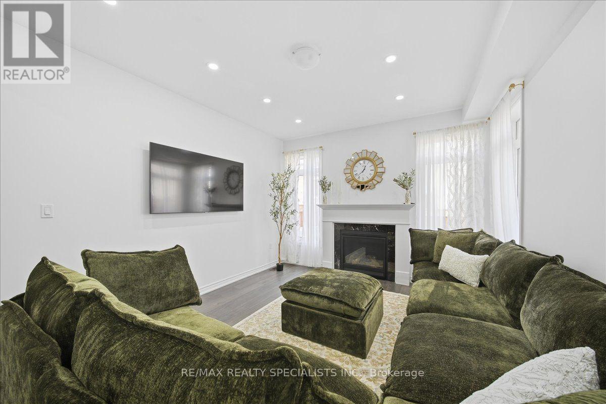 90 Ferragine Crescent, Bradford West Gwillimbury (Bradford), Ontario  L3Z 4K2 - Photo 27 - N13803850