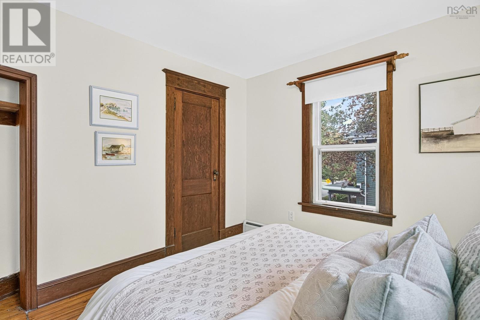 2543 Dublin Street photo 30