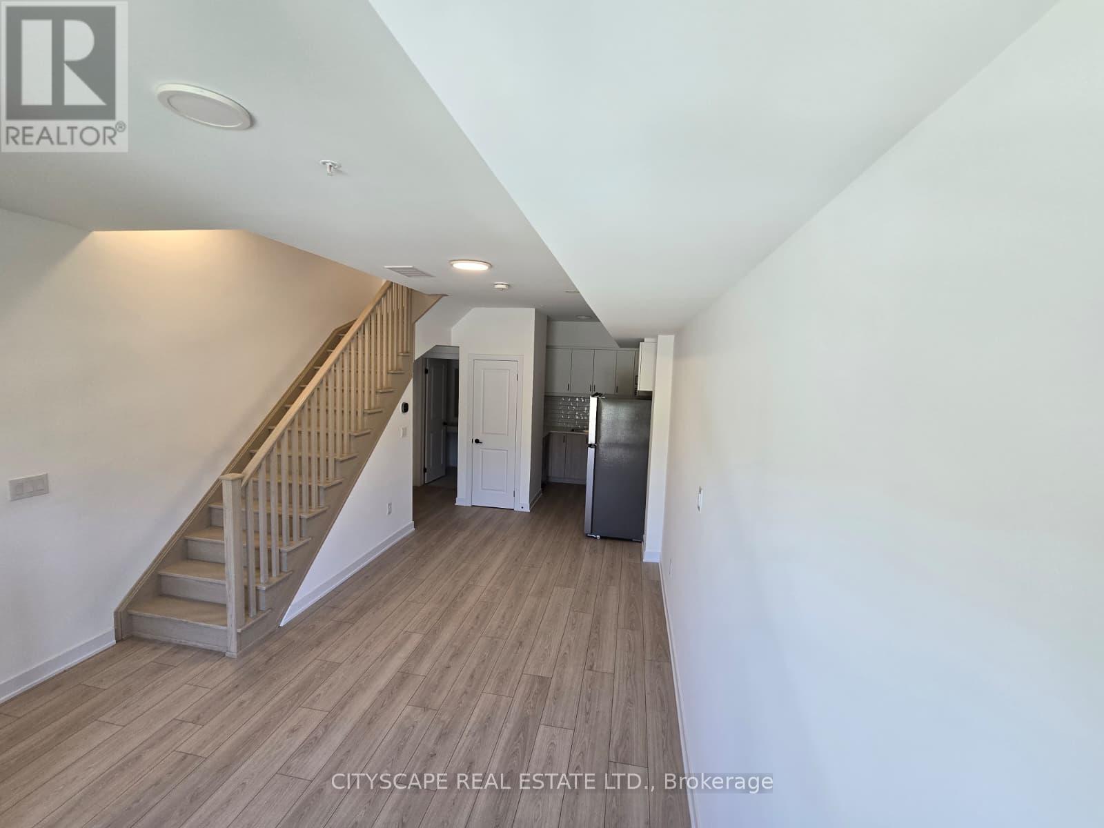 6 - 531 Big Bay Point, Barrie, Ontario  L4N 3Z6 - Photo 3 - S13803728