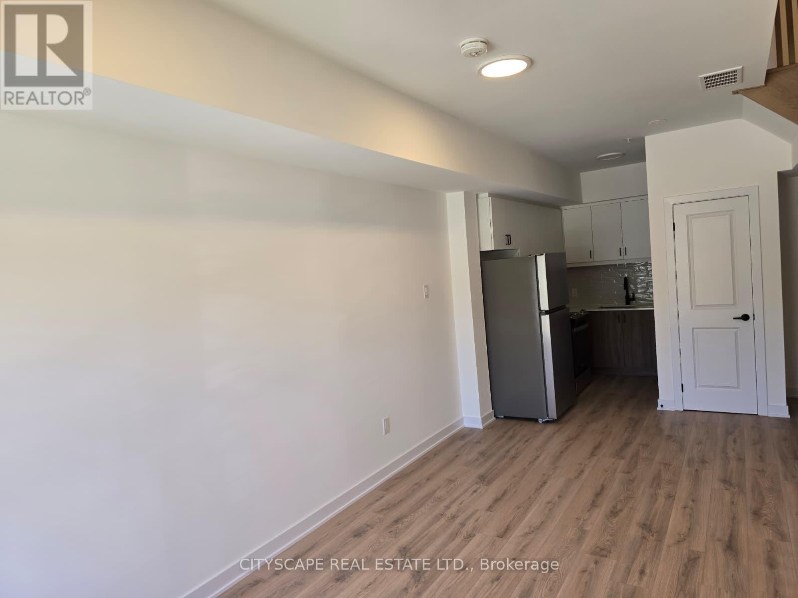 7 - 531 Big Bay Point, Barrie, Ontario  L4N 3Z6 - Photo 3 - S13803738