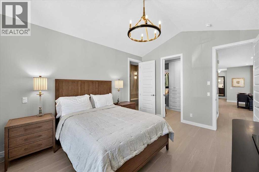 115 Bluerock Avenue SW, Calgary, Alberta  T2Y 0V3 - Photo 7 - A2343383