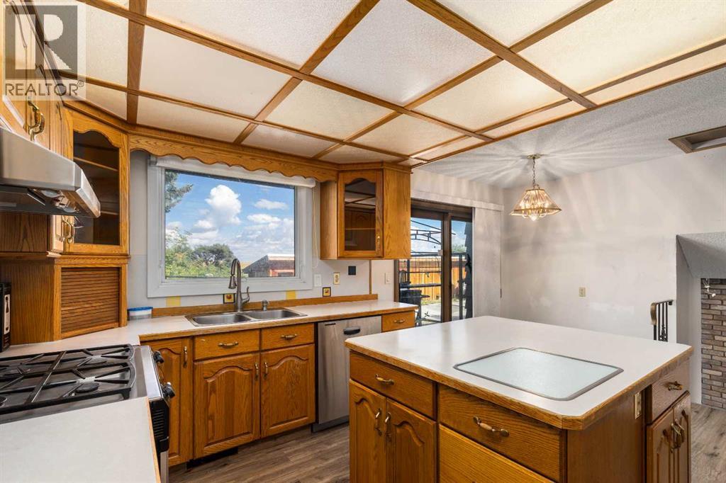 15 Sterling Estates, Rural Rocky View County, Alberta  T4B 4Y4 - Photo 16 - A2343523