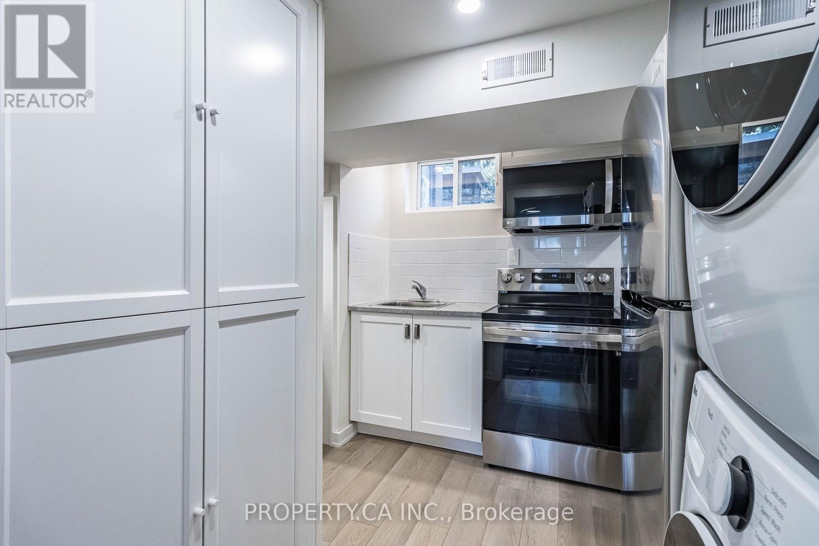 Basement - 3470 Enniskillen Circle S, Mississauga, Ontario  L5C 2N1 - Photo 10 - W13803774