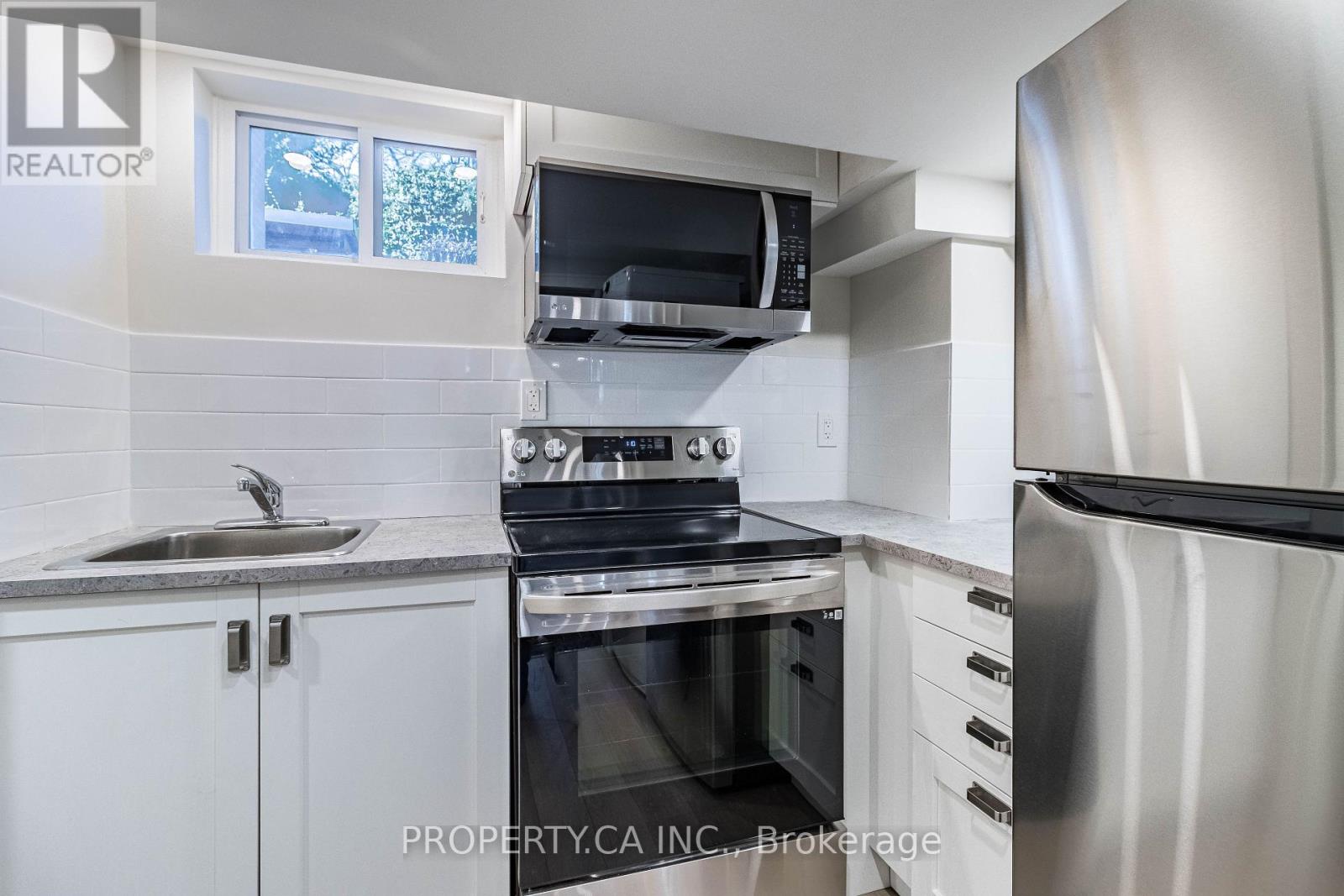 Basement - 3470 Enniskillen Circle S, Mississauga, Ontario  L5C 2N1 - Photo 11 - W13803774
