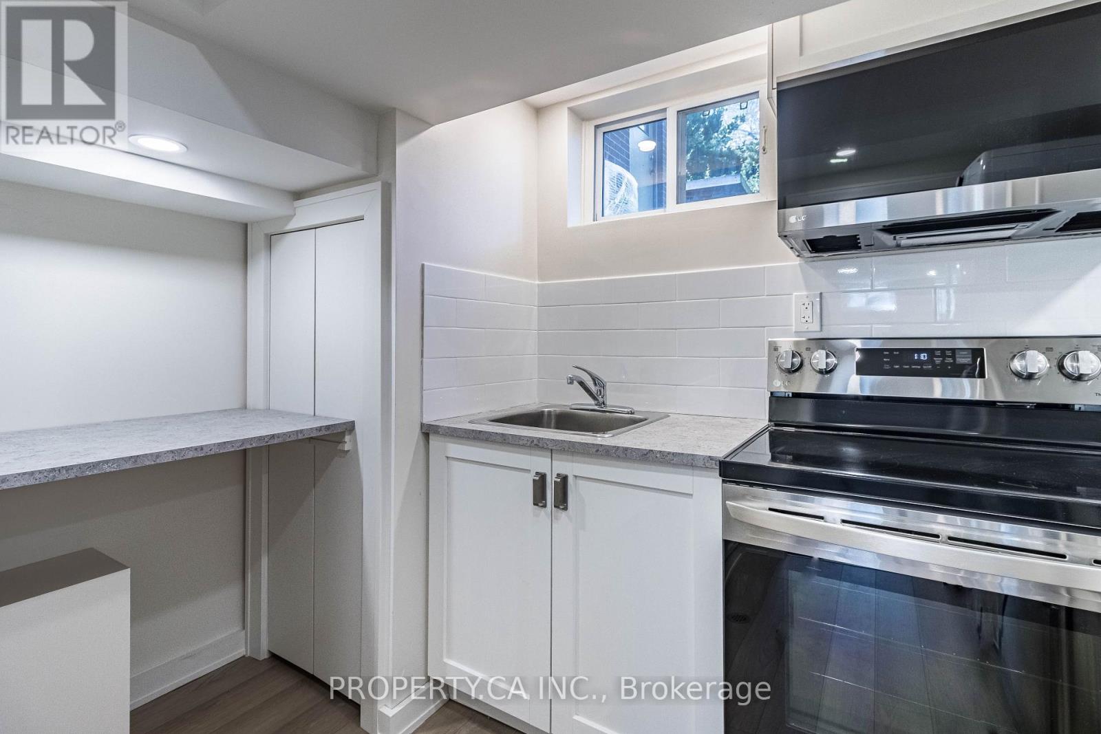 Basement - 3470 Enniskillen Circle S, Mississauga, Ontario  L5C 2N1 - Photo 12 - W13803774