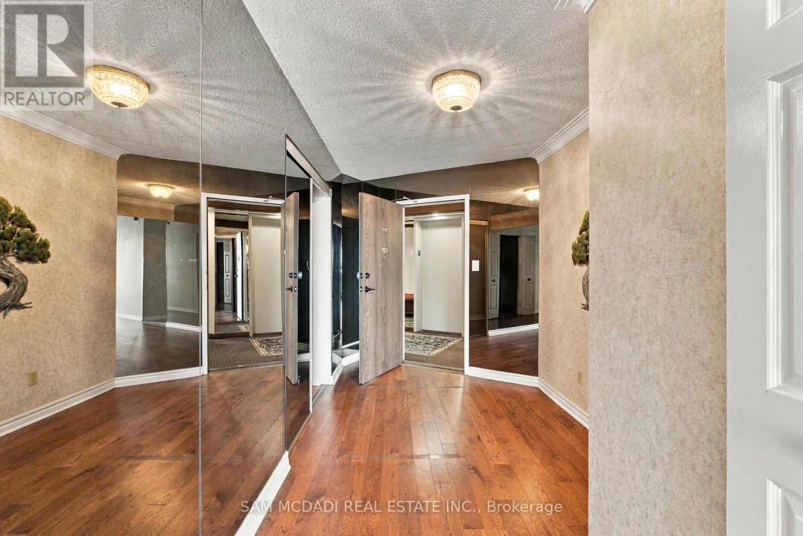 2009 - 2000 Islington Avenue, Toronto, Ontario  M9P 3S7 - Photo 29 - W13803828