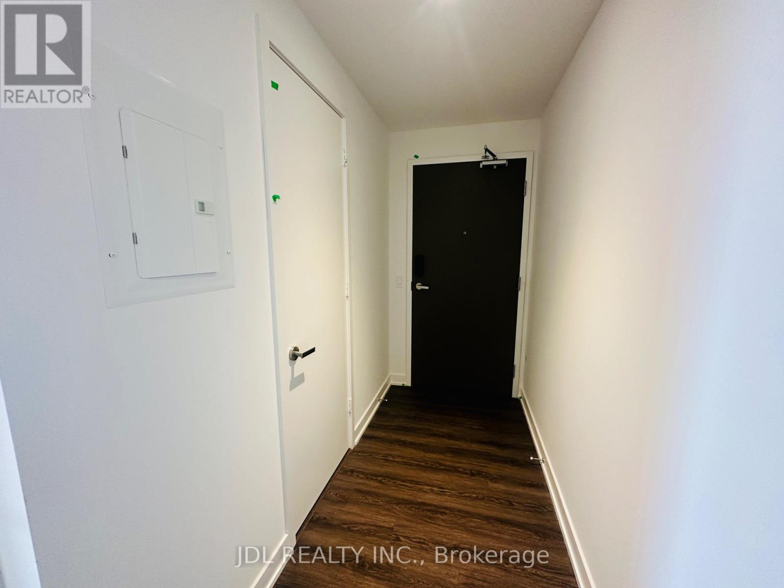 4102 - 448 Burnhamthorpe Road, Mississauga, Ontario  L5B 0R4 - Photo 5 - W13803874