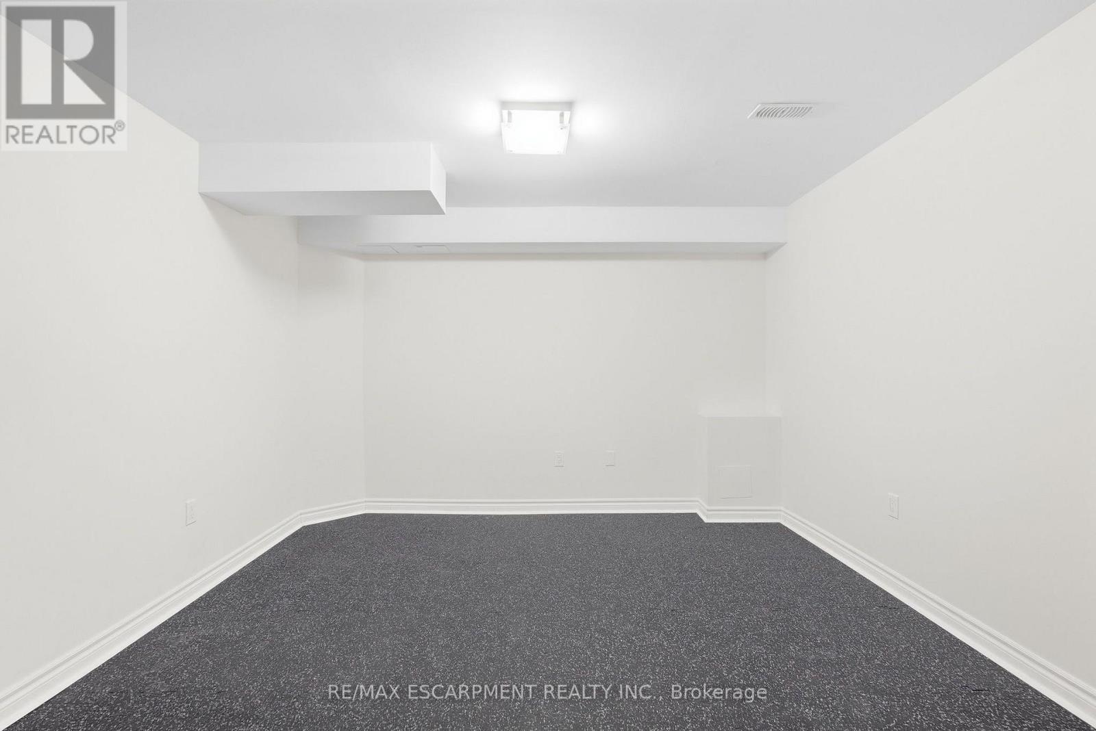 32 Wimberly Avenue, Hamilton, Ontario  L8B 0R9 - Photo 35 - X13803638