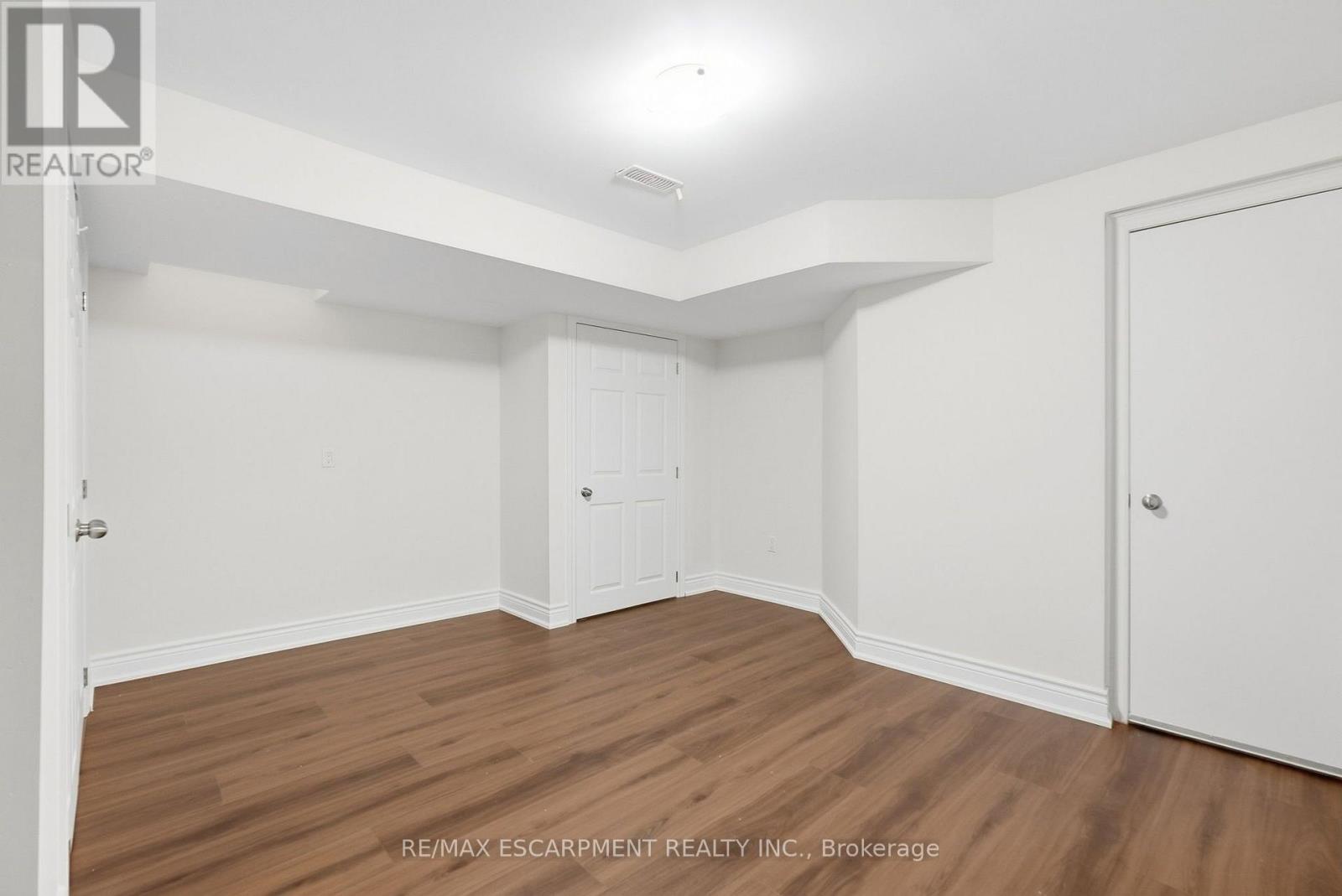 32 Wimberly Avenue, Hamilton, Ontario  L8B 0R9 - Photo 38 - X13803638