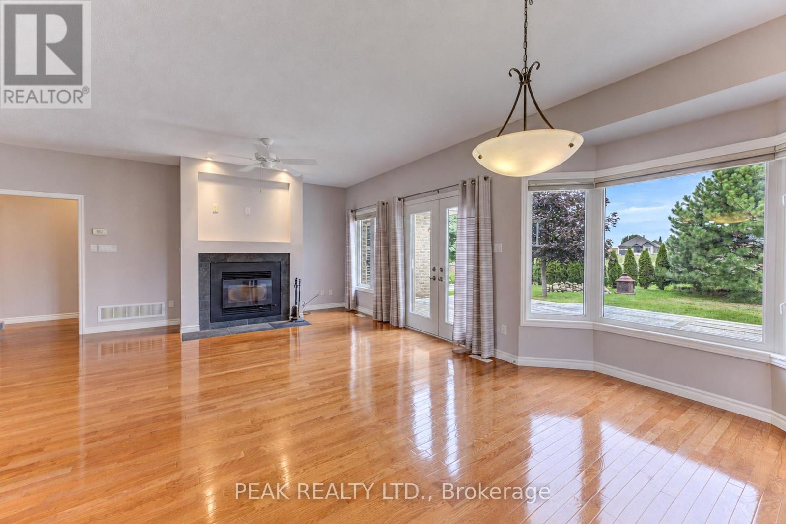64 Applewood Street, Blandford-Blenheim, Ontario  N0J 1S0 - Photo 15 - X13803672