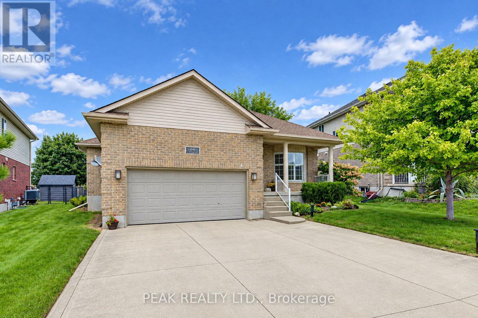 64 Applewood Street, Blandford-Blenheim, Ontario  N0J 1S0 - Photo 2 - X13803672