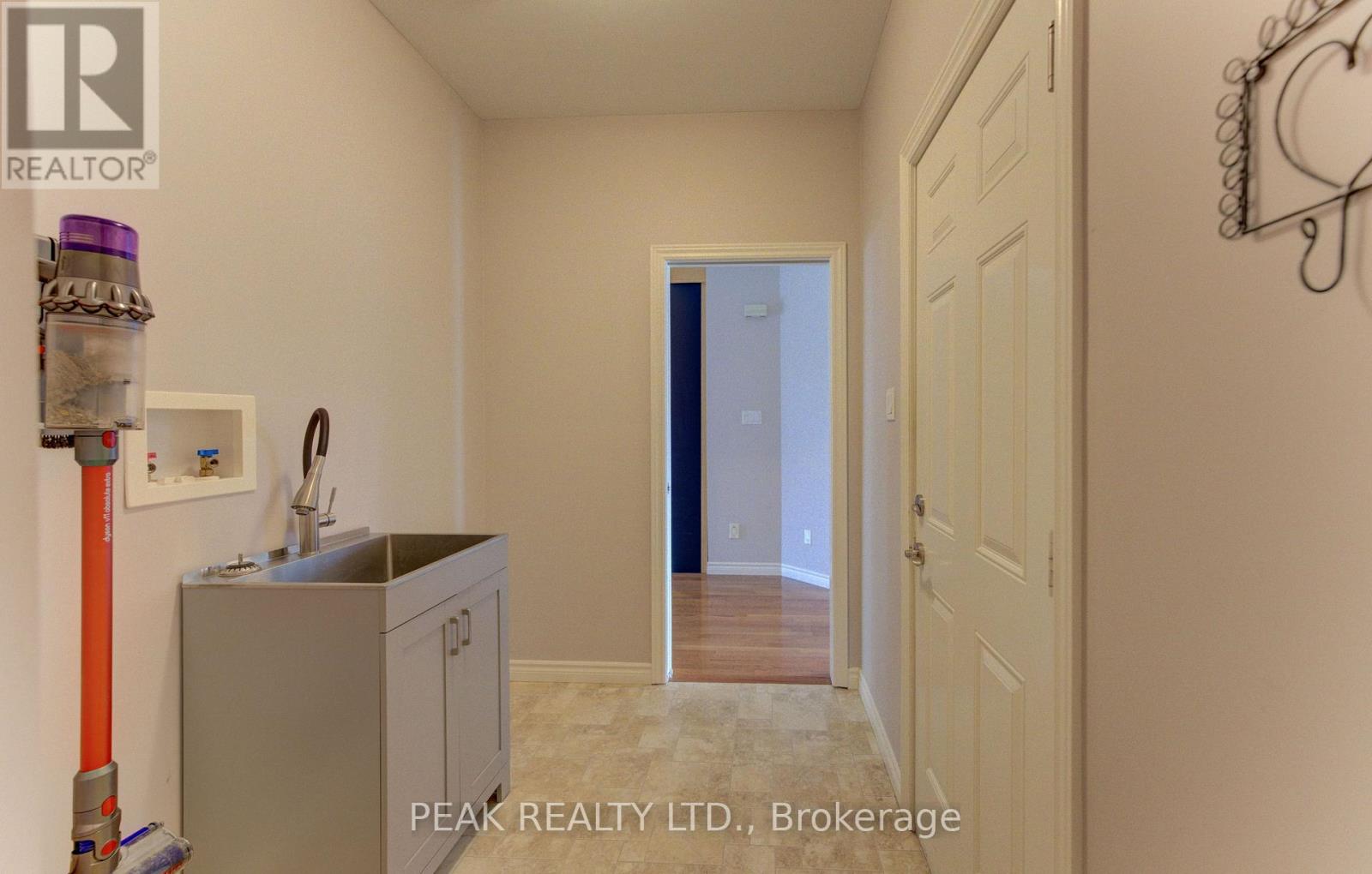 64 Applewood Street, Blandford-Blenheim, Ontario  N0J 1S0 - Photo 30 - X13803672