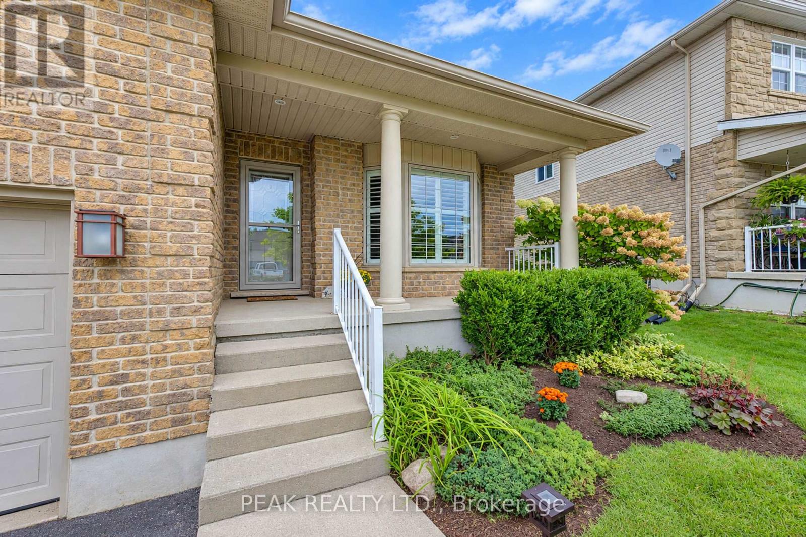 64 Applewood Street, Blandford-Blenheim, Ontario  N0J 1S0 - Photo 4 - X13803672
