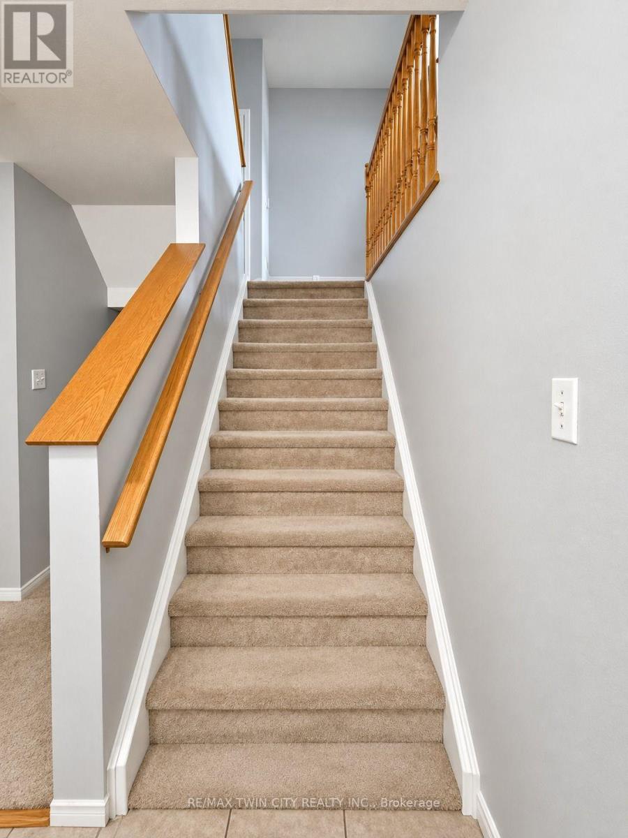 63 Orchid Crescent, Kitchener, Ontario  N2E 3N3 - Photo 12 - X13803746
