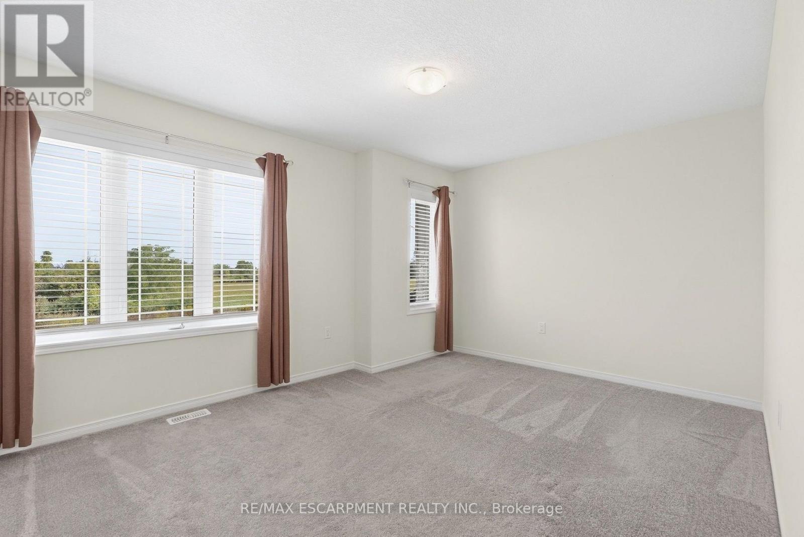 35 Royal Coachman Way, Hamilton, Ontario  L8J 0M2 - Photo 36 - X13803822