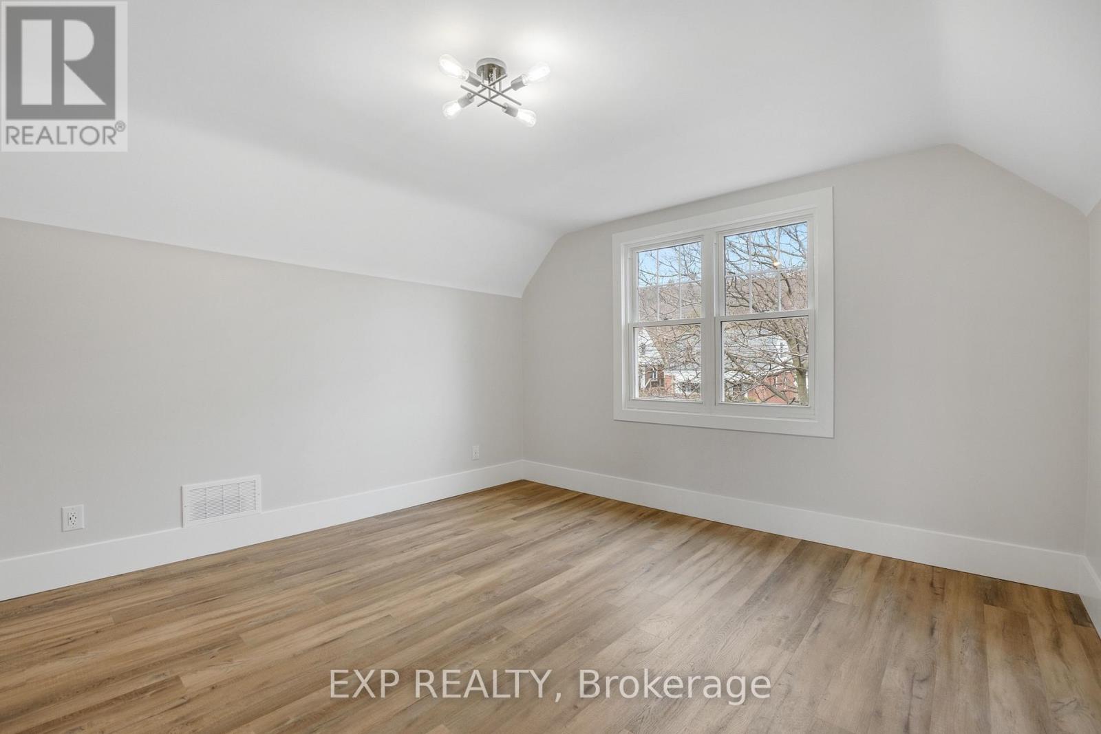 1 - 329 Rosedale Avenue, Hamilton, Ontario  L8K 4N9 - Photo 16 - X13803882