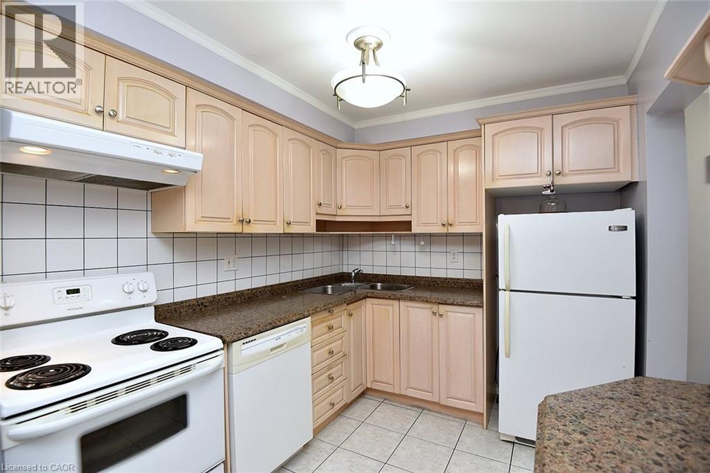100 Golden Orchard Drive, Hamilton, Ontario  L9C 6J5 - Photo 11 - 40864528