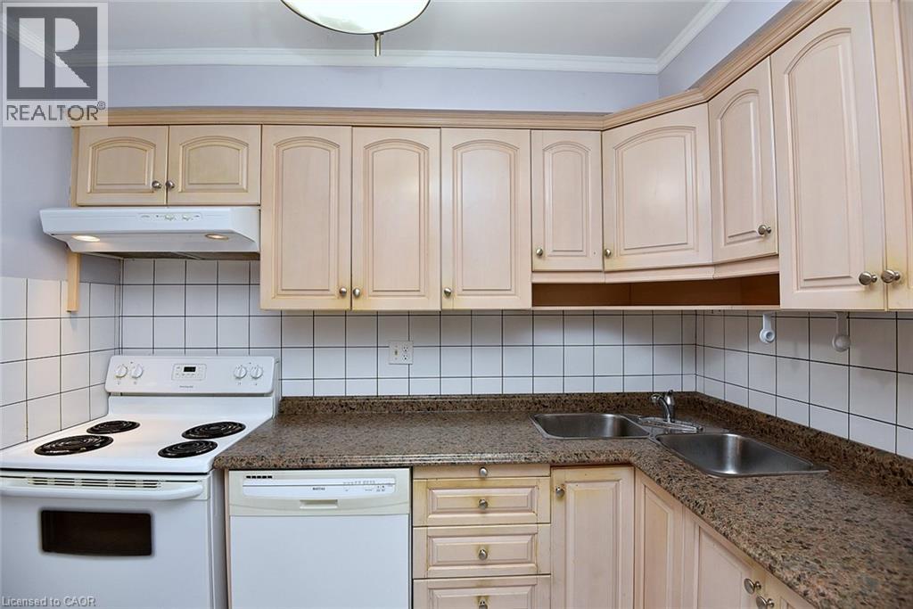100 Golden Orchard Drive, Hamilton, Ontario  L9C 6J5 - Photo 12 - 40864528