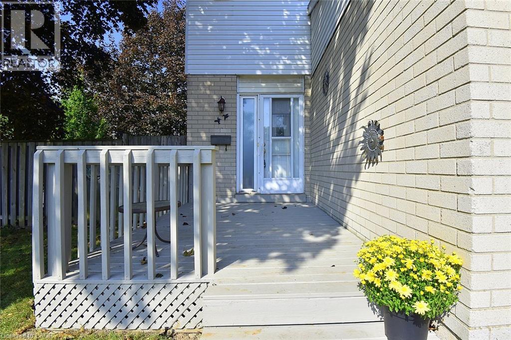 100 Golden Orchard Drive, Hamilton, Ontario  L9C 6J5 - Photo 4 - 40864528