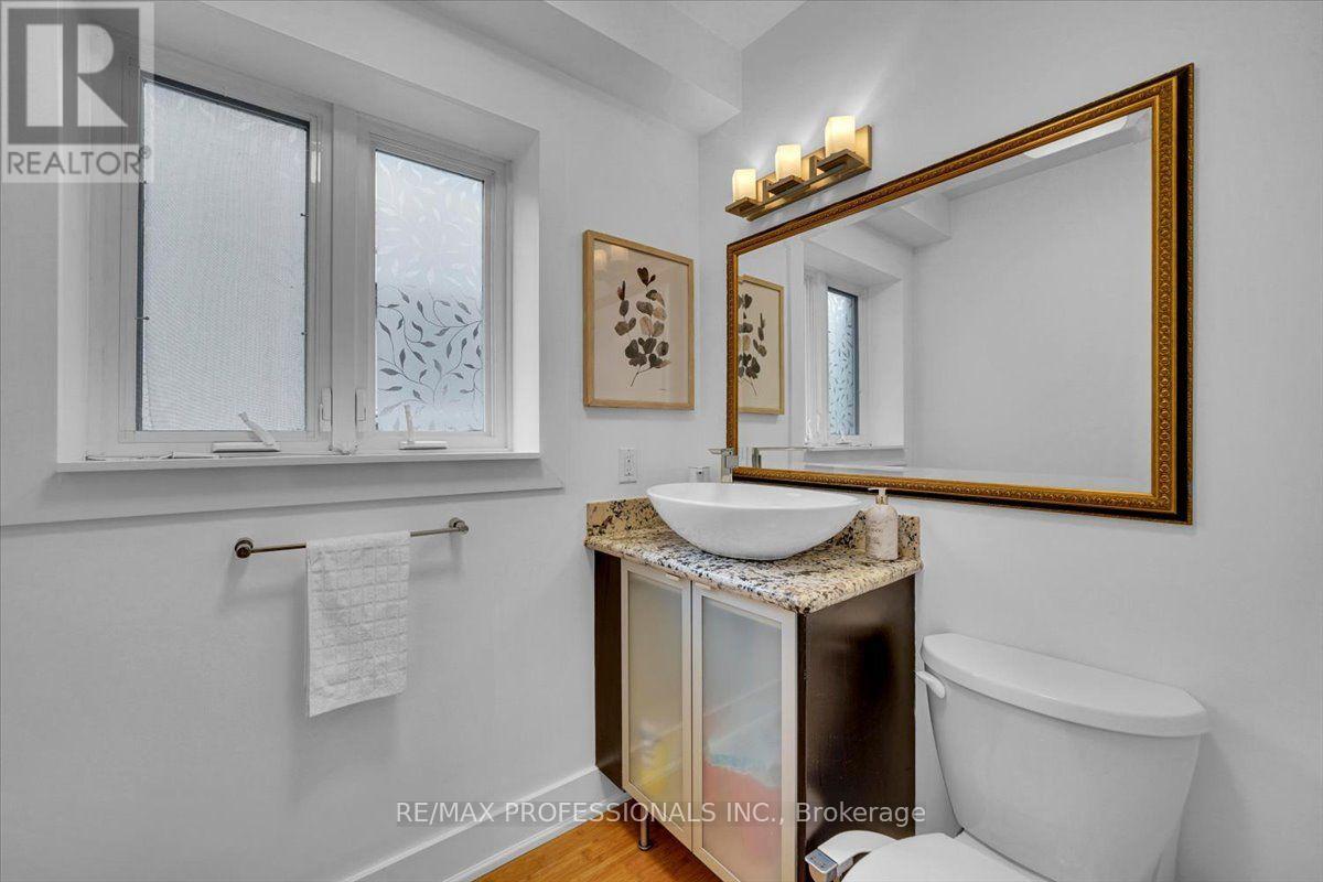 2580 Lake Shore Boulevard W, Toronto, Ontario  M8V 1G2 - Photo 20 - W13797870