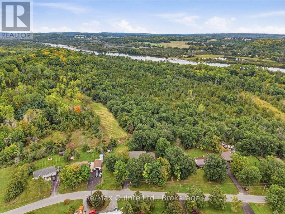 136 Bernard Long Road, Quinte West, Ontario  K8P 5V6 - Photo 47 - X13803972