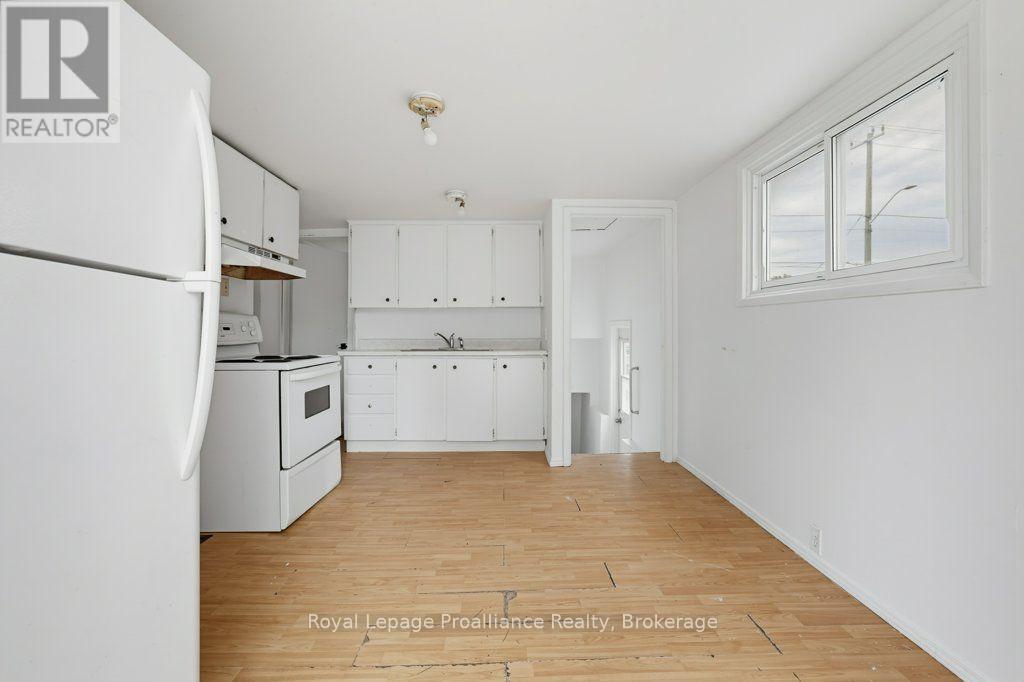 106 Yeomans Street, Belleville, Ontario  K8P 3X7 - Photo 4 - X13804048