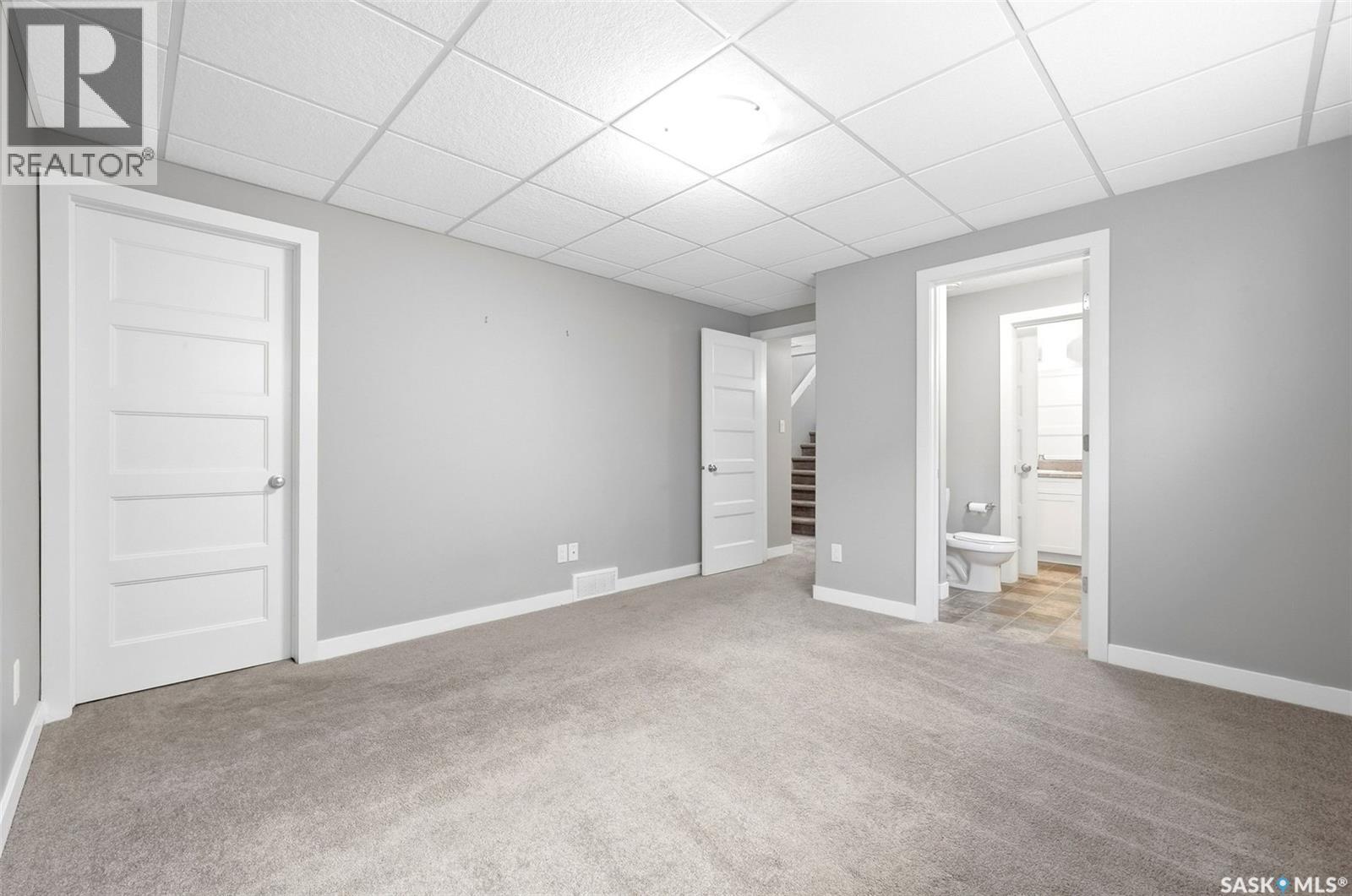 4493 James Hill Road, Regina, Saskatchewan  S4W 0K5 - Photo 10 - SK048888