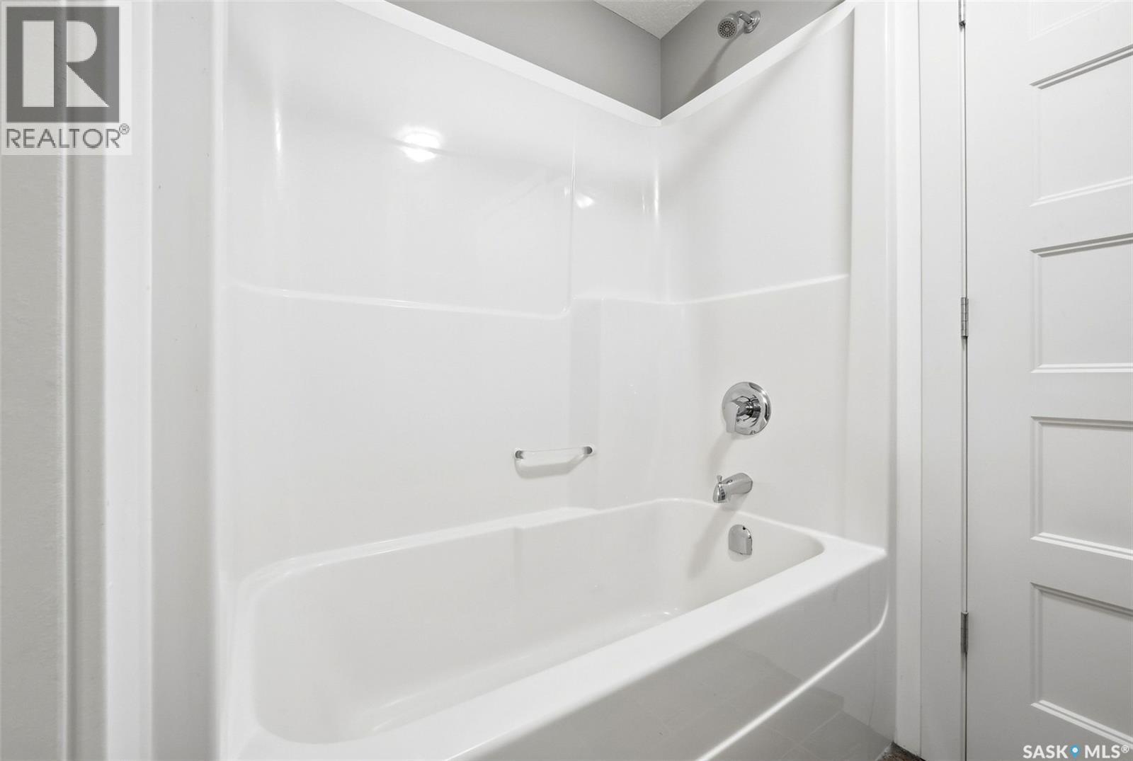 4493 James Hill Road, Regina, Saskatchewan  S4W 0K5 - Photo 13 - SK048888