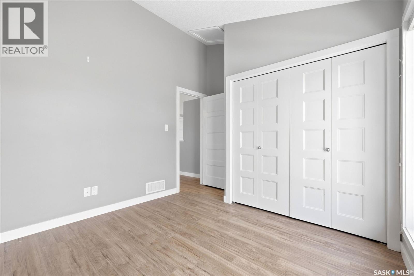 4493 James Hill Road, Regina, Saskatchewan  S4W 0K5 - Photo 9 - SK048888