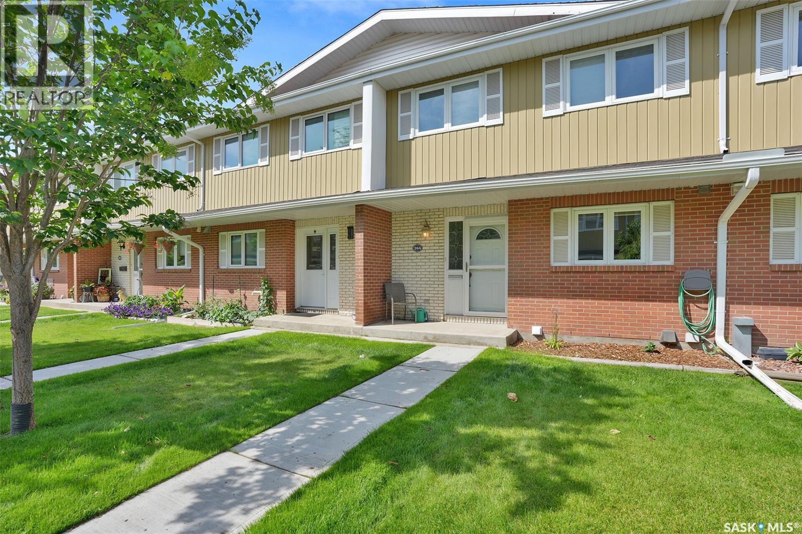 264 Plainsview Drive, Regina, Saskatchewan  S4S 6N1 - Photo 2 - SK048885