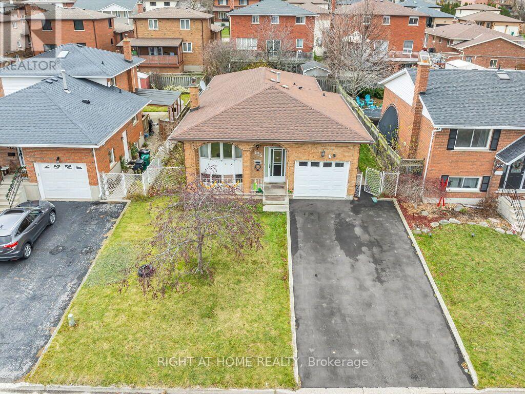 125 Stonyburn Crescent, Cambridge, Ontario  N1R 7X2 - Photo 1 - X13804044
