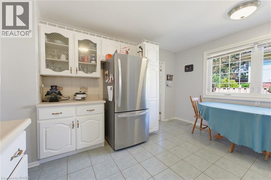 93 Pusey Boulevard, Brantford, Ontario  N3R 2S4 - Photo 11 - 40850572