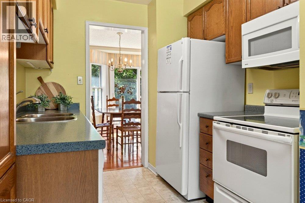 2915 Headon Forest Drive Unit# 47, Burlington, Ontario  L7M 3Z6 - Photo 11 - 40850220