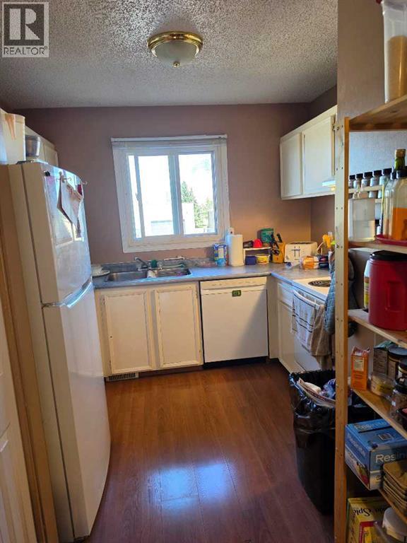 4519 48 Street photo 6