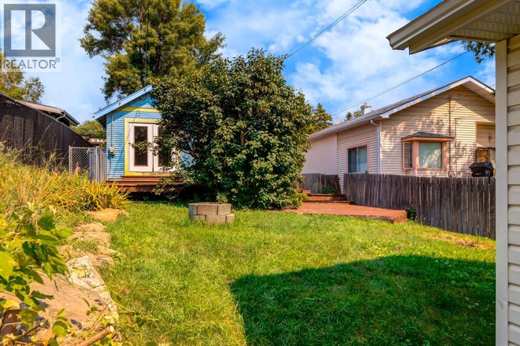 123 30 Avenue NW photo 30