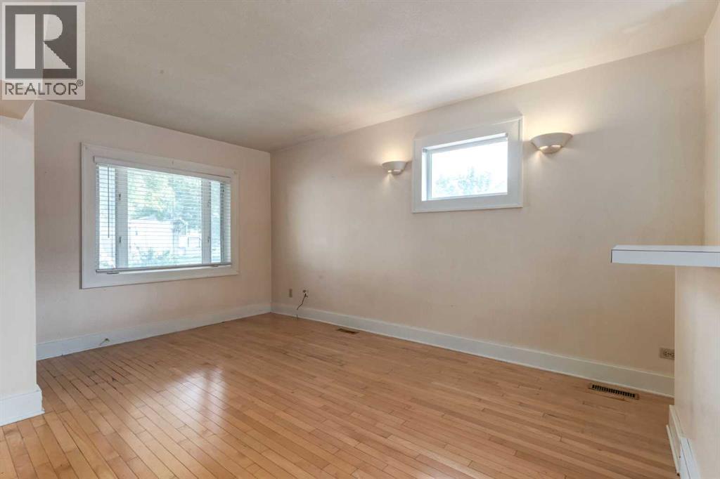 123 30 Avenue NW photo 6