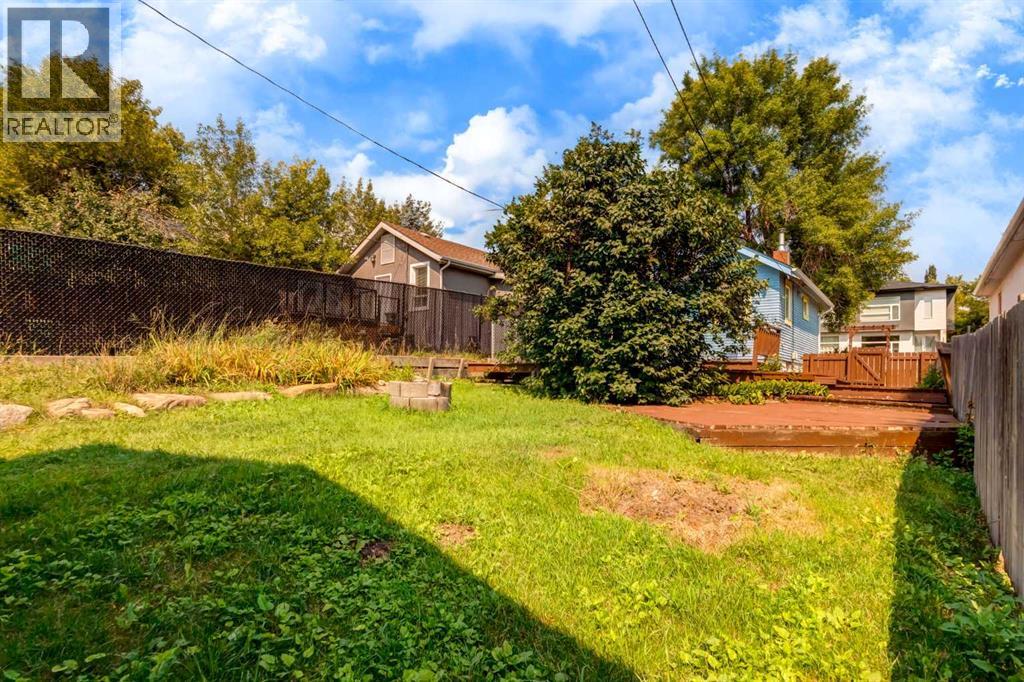 123 30 Avenue NW photo 29