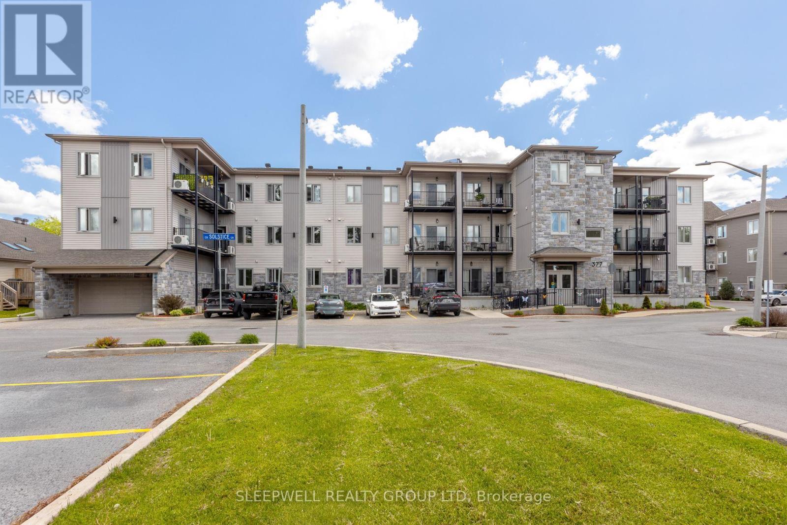 204 - 377 Solstice Crescent, Russell, Ontario  K0A 1W1 - Photo 1 - X13803946