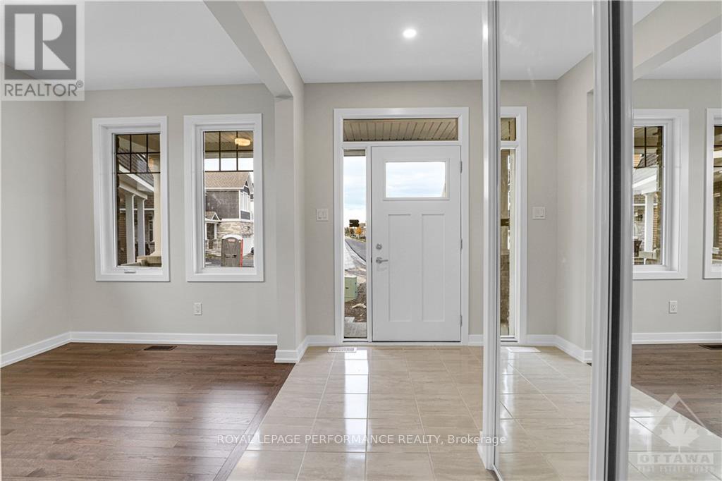 85 Hackamore Crescent, Ottawa, Ontario  K0A 2Z0 - Photo 2 - X13803990