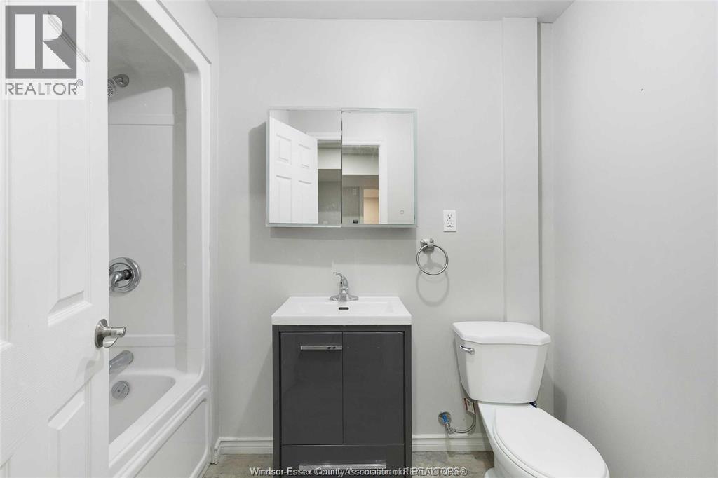 192 Lennox Avenue, Essex, Ontario  N8M 0A7 - Photo 14 - 26022922